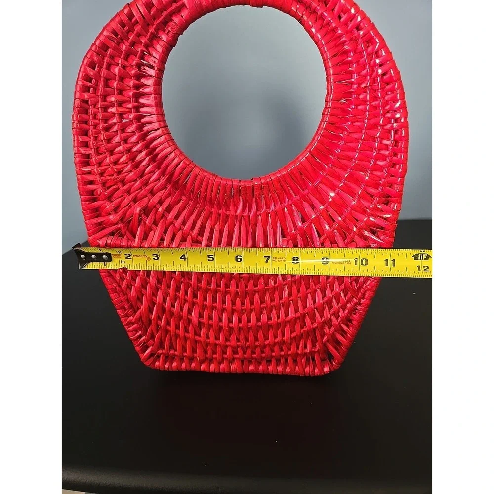 VINTAGE Red Wicker Farmhouse Mail‎ Flower Basket
